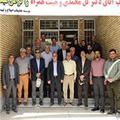 Deputy Minister visits research farm and seed processing facility of the SBSI