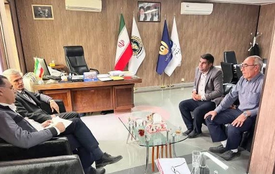 بازدید رئیس مؤسسه اصلاح و تهیه بذر چغندرقند از کارخانه قند اسلام‌آباد کرمانشاه