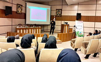 همایش انگیزشی برای کارکنان موسسه در سالن قره باغی برگزار شد