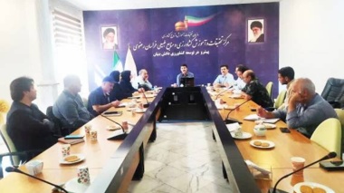 برگزاری دوره آموزشی تئوری و عملی فرآیند تعیین عیار و افت چغندرقند در کارخانه‌های قند استان خراسان