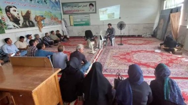 دوره مهارتی تخصصی بهبود مدیریت مزرعه چغندرقند بهاره در شهرستان درگز