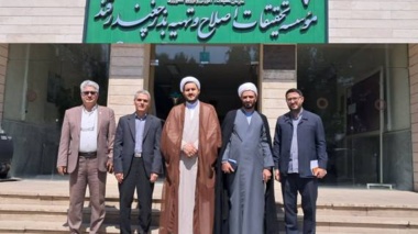 بازدید حجت الاسلام والمسلمین حاج آقا رحیمی از موسسه تحقیقات چغندرقند